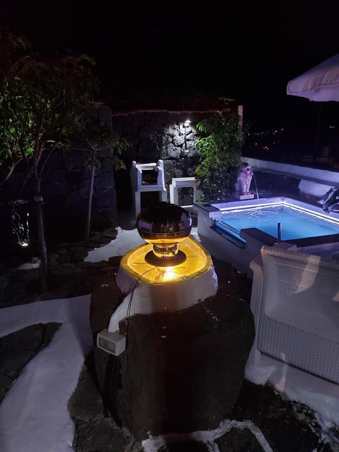 Aloelux Villa ! - Private Villa With Jacuzzi, Cinema ,Massage ,Wonderful View, Art Desing Villa Conil Εξωτερικό φωτογραφία