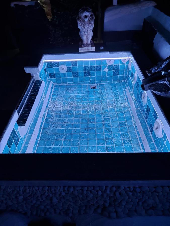 Aloelux Villa ! - Private Villa With Jacuzzi, Cinema ,Massage ,Wonderful View, Art Desing Villa Conil Εξωτερικό φωτογραφία
